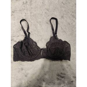 Victoria's Secret Very Sexy size 34B Push Up Without Padding Bra Black Lace